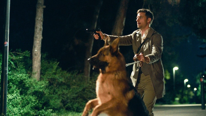 Gemeinsam mit „Rex“ ermittelt Ferdinand Seebacher in der Neuauflage von „Kommissar Rex“.