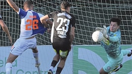 Tormann Daniil Khudyakov feierte nach Verletzung sein Comeback.