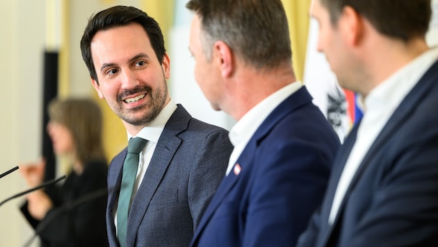 Bildungsminister Christoph Wiederkehr (Neos) bekommt seinen geforderten ...