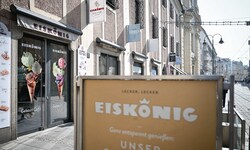 Ein Job im Eissalon ist oft stressig – der Chef des Linzer „Eiskönig“ will künftige Mitarbeiter ...