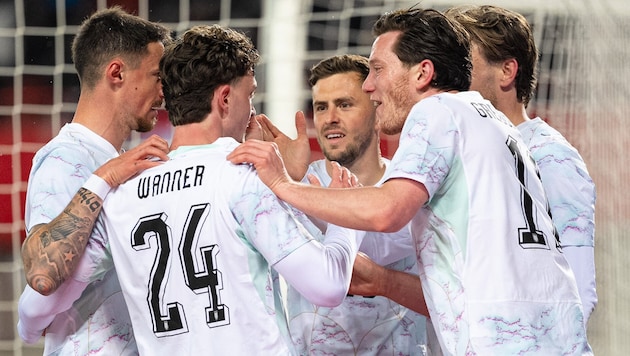 Great joy among the Austrians – no wonder after a 5-1 victory …