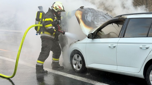 Ein Atemschutztrupp brachte den Brand unter Kontrolle.