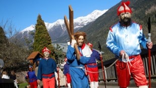 Die Passion Christi: Jesu letzter Weg als stummes Spiel in Tresdorf.