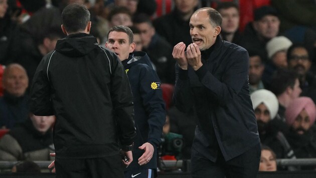 England-Trainer Thomas Tuchel (rechts) konnte seinen Augen nicht trauen.