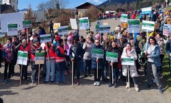 Zu Beginn der Osterferien kam es in Aflenz zu einer großen Demonstration. 