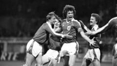 Mit Debütant Toni Polster jubelten 1982 Obermayer, Degeorgi und Prohaska (v. li.)