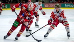 KAC-Stürmer Simeon Schwinger (li.) hatte diese Saison den großen Durchbruch.