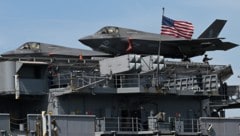 Das amphibische Angriffsschiff „USS Tripoli“ ist in der Golfregion angekommen.