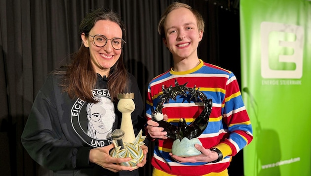 Grazer Kleinkunstvogel 2026: Babsi Eichberger erhielt den „Steirerkrone“-Publikumspreis und ...