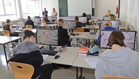 28.903 Schülerinnen und Schüler besuchen eines der 50 Gymnasien – öffentliche und private – in ...