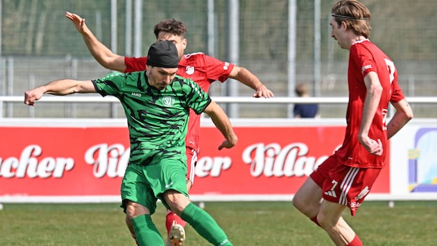 Landskrons Gräfischer (li.) versuchte es erst mit einem Turban, musste dann ins Krankenhaus.