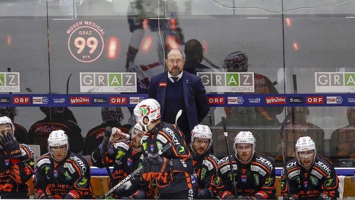 Trainer Dan Lacroix steht mit den 99ers im Semifinale. Das erste Spiel gegen Fehervar wurde mit ...