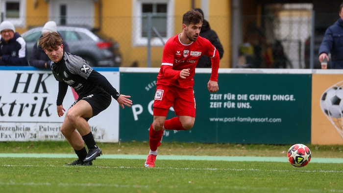 Zwei Tore, ein Assist: Anif-Matchwinner Eugen Rexhepi (rechts)