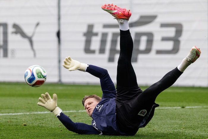 Gegen Südkorea wird wohl Patrick Pentz im Tor beginnen.