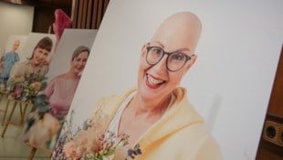 Der Verein „Feel Again“ präsentiert eindrucksvolle Bilder starker Frauen, die ihre ...