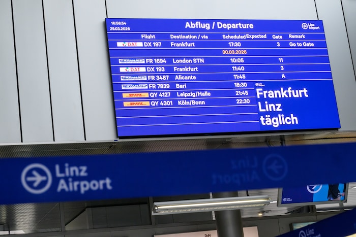 Mit der Flugnummer „DX 197“ startete am Sonntagabend der erste dänische Flieger von Linz nach ...