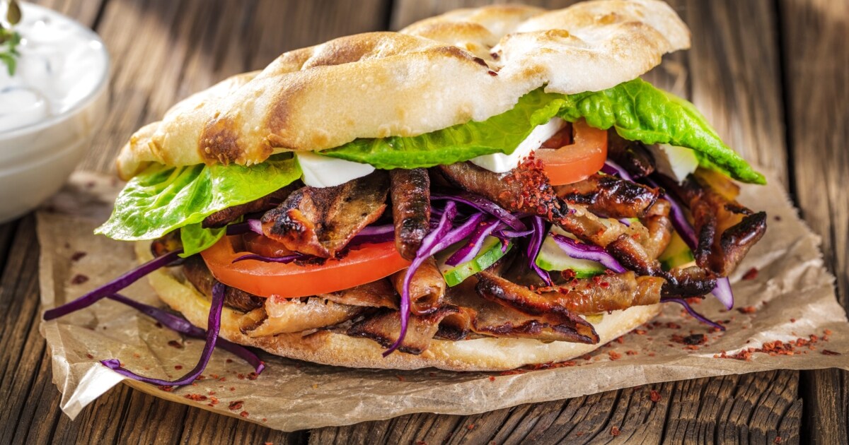 Prozess in Sachsen - Frau soll Stiefvater Gift in Döner gemischt haben ...