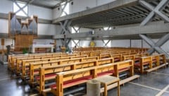 Die Kirche verfügt über 400 Sitzplätze, vor allem die Heizkosten sind offenbar nicht mehr ...