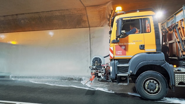 Die Tunnel werden gründlich gesäubert und überprüft
