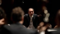 Tugan Sokhiev: Maestro mit besonderer Wirkung auf Orchester und Publikum.