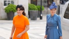 Die Prinzessinnen Eugenie und Beatrice werden dieses Jahr Ostern getrennt von der Royal Family ...