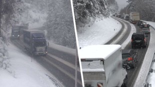Im Verlauf der Fernpassstraße kommt es teils zu Behinderungen, Staus. Immer wieder bleiben auch ...