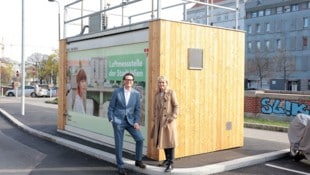 Stadt Wien / Votava Klimastadtrat Jürgen Czernohorszky (SPÖ) und die Ottakringer Bezirksvorsteherin Stefanie Lamp ...