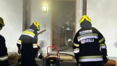 Die Feuerwehr musste mitten in der Nacht ausrücken.