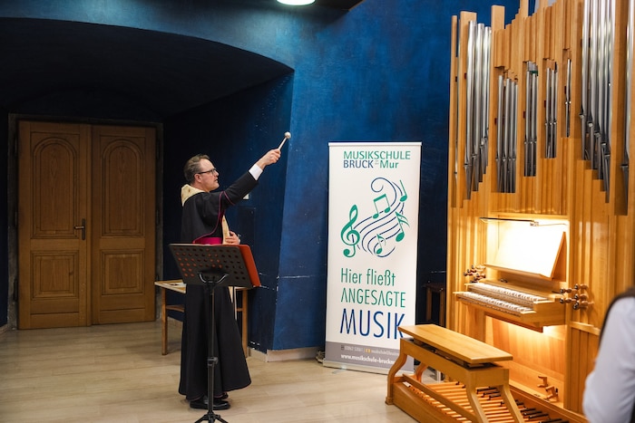 Orgelweihe Ende 2025 im Kammermusiksaal der Musikschule Bruck an der Mur