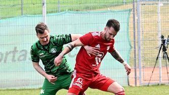 Kein Sieger im Duell Adis Ajkic (re.) gegen Ingo Mailänder – als auch im Spiel Lanskron gegen ...