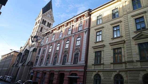 Eigentümer der Liegenschaft in der Maximilianstraße ist das Benediktinerstift Admont.