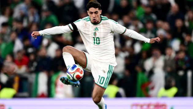 Farès Chaïbi und Algerien kämpften Uruguay ein Remis ab.
