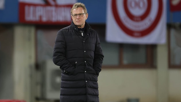 Ralf Rangnick muss sich bald entscheiden.