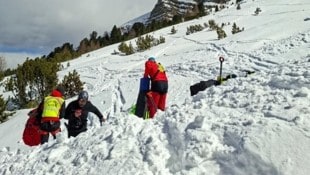 Die Leiche des Studenten war durch die Schneedecke wochenlang verborgen. 