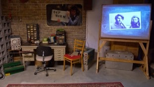 In der Nachbildung jener Garage, in der mit Apple alles begann, zeigt das neue Museum in Utrecht ...