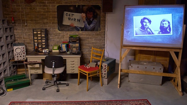 In der Nachbildung jener Garage, in der mit Apple alles begann, zeigt das neue Museum in Utrecht ...