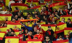 Spanische Fans beim 0:0 gegen Ägypten.