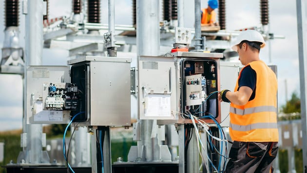 Energie ist mittlerweile teuer – der neue, gesetzlich verankerte Tarif beim Strom soll sparen ...