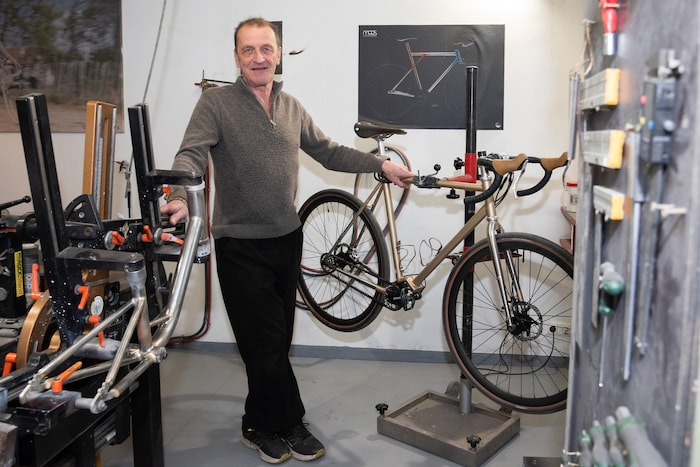 Je nach Saison dauert es ab drei Monate bis zum fertigen Wunschrad.