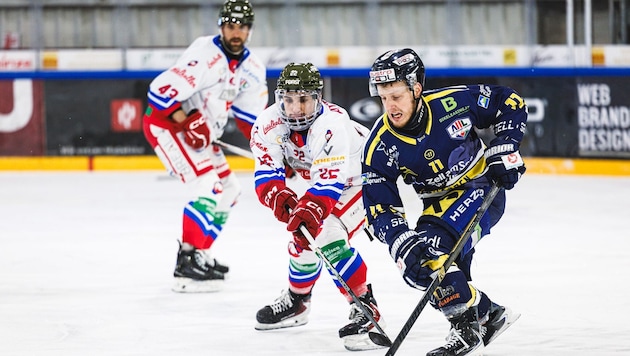 Zells Blaz Tomazevic (blau) würde gerne im Pinzgau bleiben.