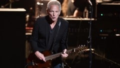 Ex-Fleetwood-Mac-Star Lindsey Buckingham wurde auf offener Straße von seiner Stalkerin ...