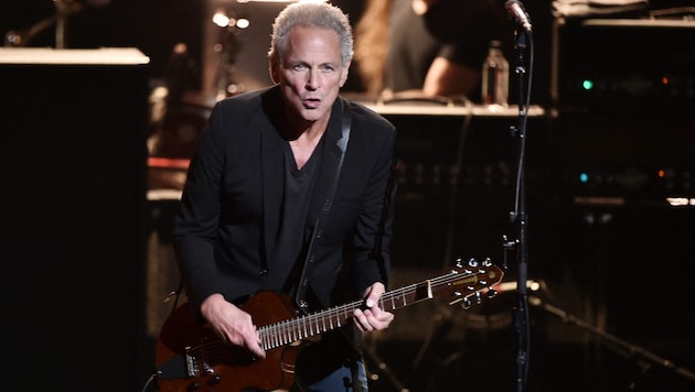 Ex-Fleetwood-Mac-Star Lindsey Buckingham wurde auf offener Straße von seiner Stalkerin ...