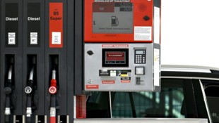 Seit dem heutigen Montag dürfen Österreichs Tankstellen die Preise wieder täglich erhöhen ...
