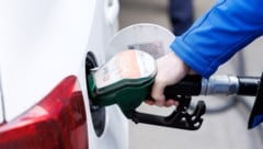 Wie viel Sprit würde man sich durch Tempolimits wirklich sparen?