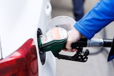 Wie viel Sprit würde man sich durch Tempolimits wirklich sparen?