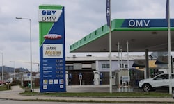 Zwölf Cent weniger kostete der Diesel pro Liter an dieser OMV-Tankstelle nach dem Start der ...