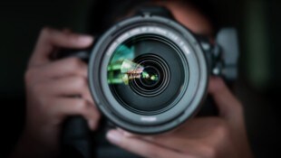 Der Betroffene ist unter anderem als Fotograf tätig.