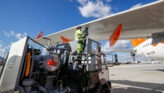 Eine deutsche Fremdfirma wickelt am Salzburger Flughafen die Treibstoff-Logistik ab.