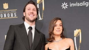 Football-Spieler Josh Allen und Schauspielerin Hailee Steinfeld (beide 29) sind erstmals Eltern ...