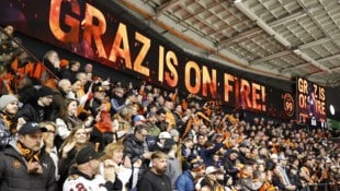 Die Eishockey-Fans wird es freuen. Ein wichtiger Baustein der Graz99ers hat einen Vertrag für ...